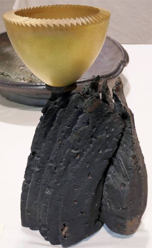 Untitled bowl with stand