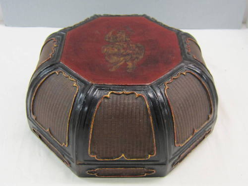 Top to Octoganal Box