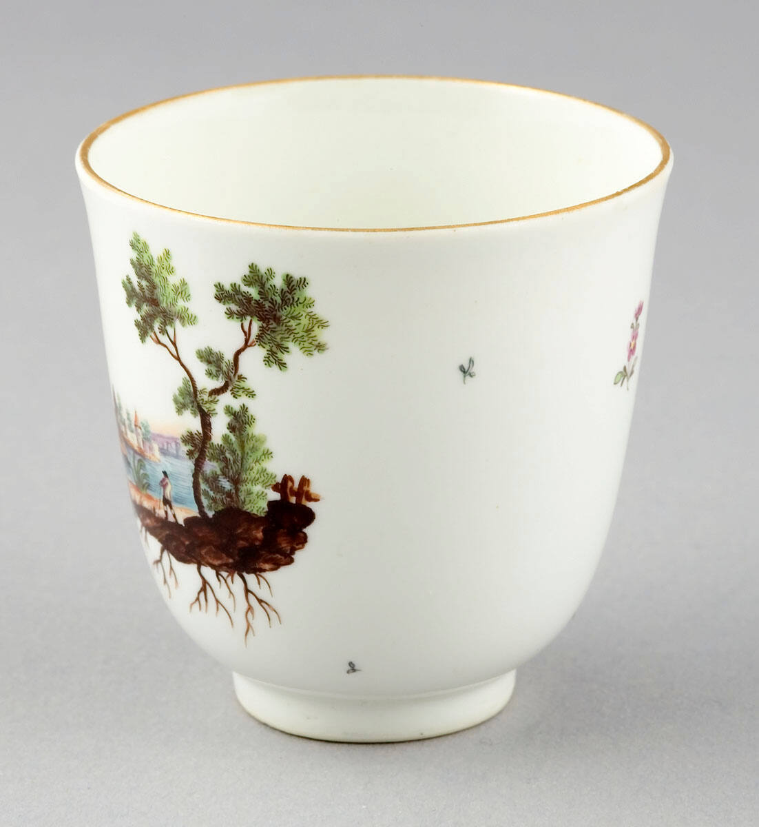 Cup