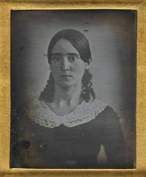 image recto overall with frame 