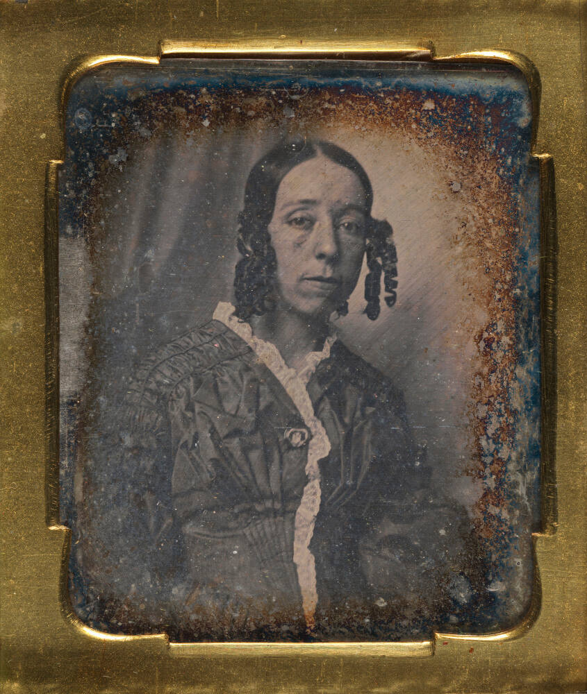 image recto overall with frame