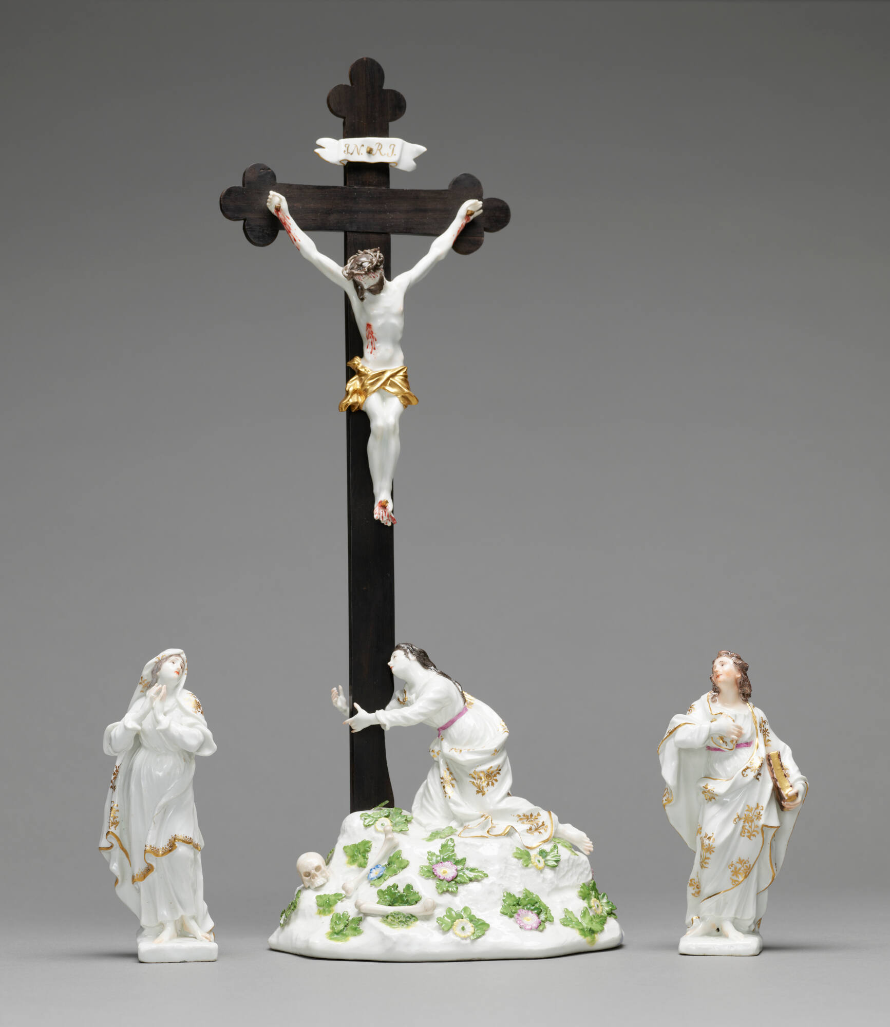 Crucifixion Group in Fitted Leather Case