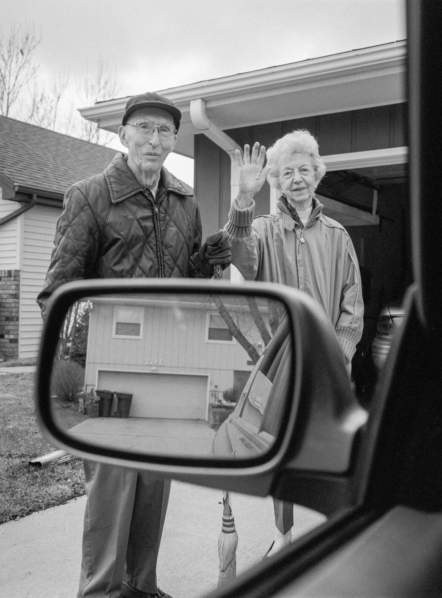 Leaving and waving, 3/2005