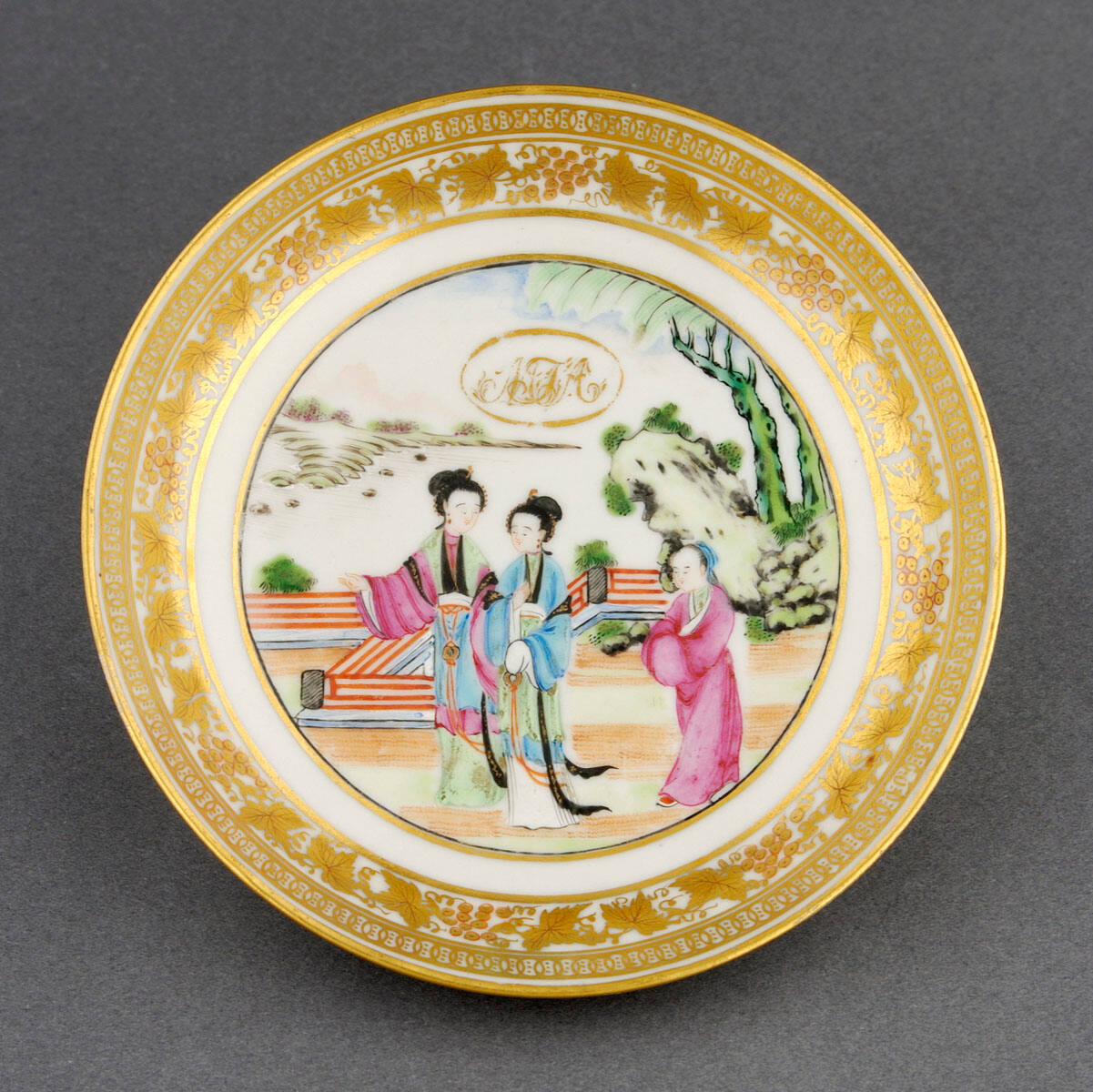 Saucer