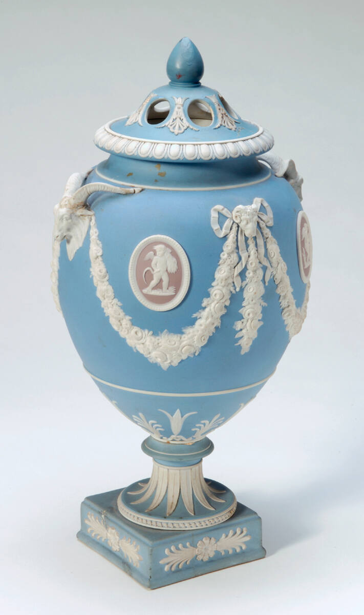 Potpourri Urn