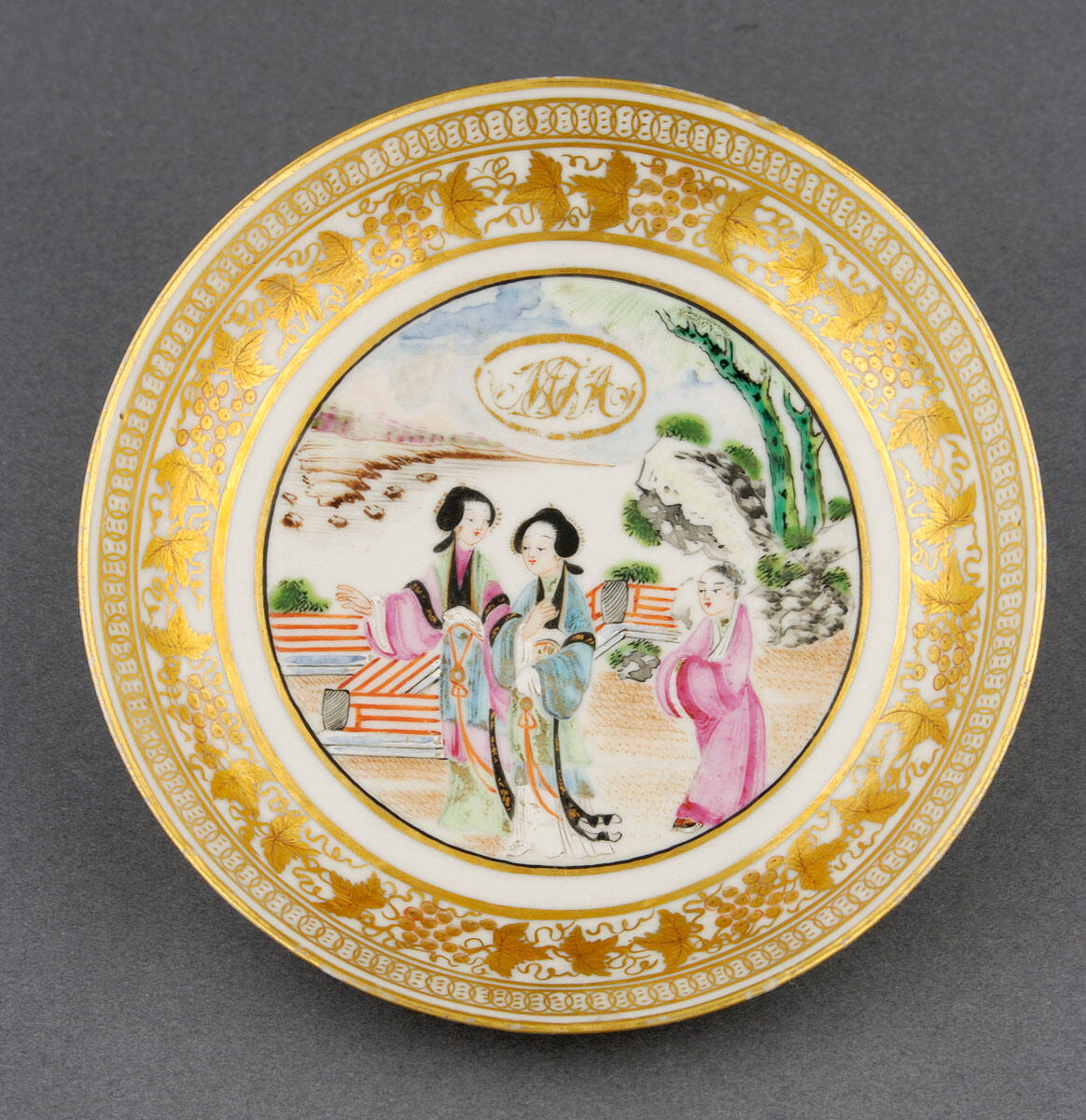 Saucer