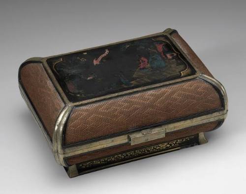 Basketry Box with Hinged Lid