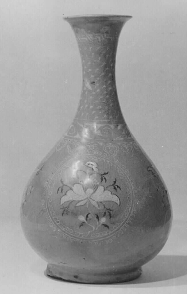 Pear-shaped Wine Bottle