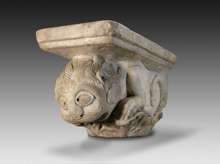 front left oblique