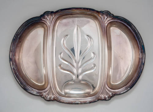 Well and Tree Tray