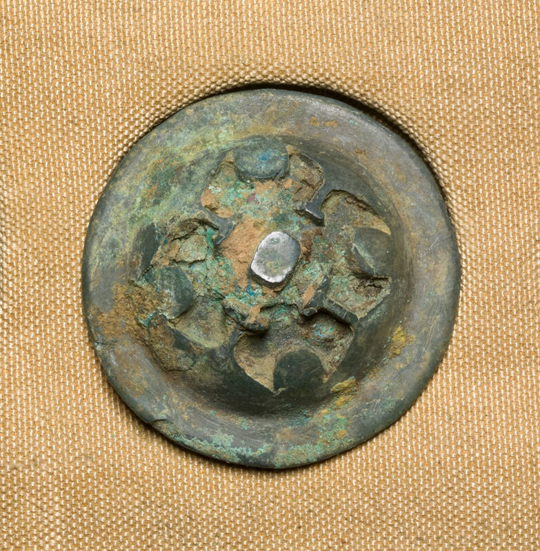 Chariot Ornament