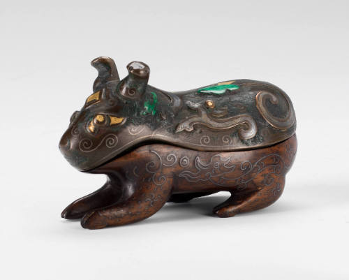 Miniature Guang Box in the Form of a Horned Animal