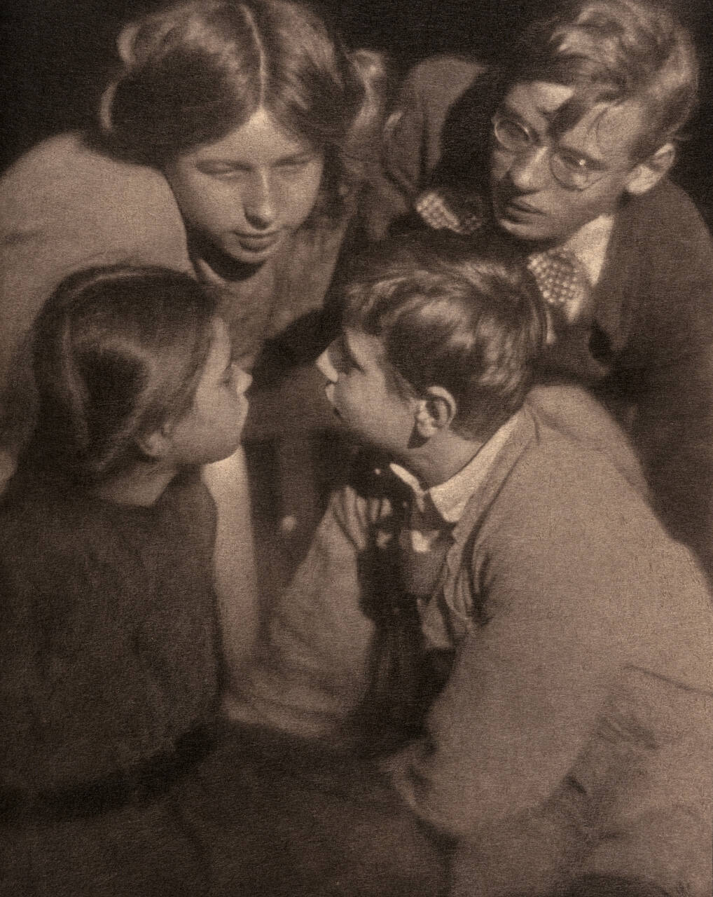 The Four Kühn Children (Seeing the Sun)