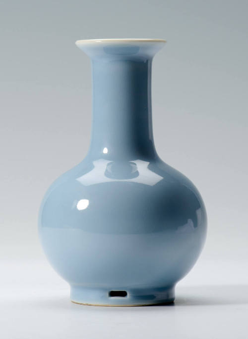 Bottle-shaped Flower Vase