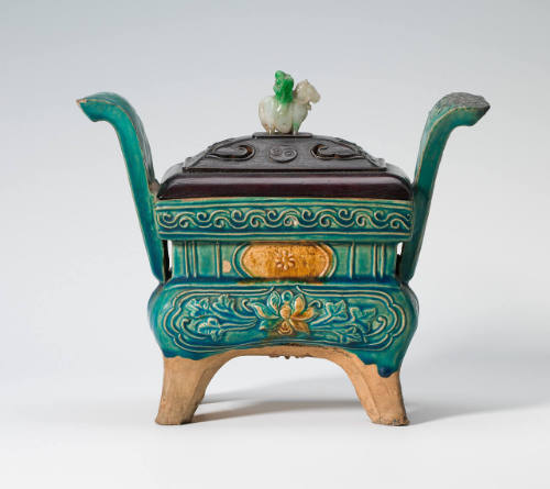 Square Bowl with Lid