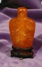 Snuff bottle with stopper and stand