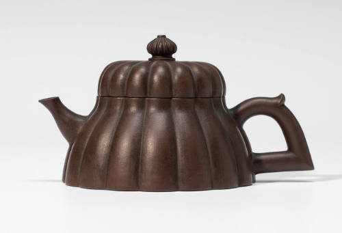 Teapot with Meloned Sides and Lid