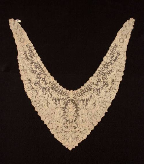 Collar