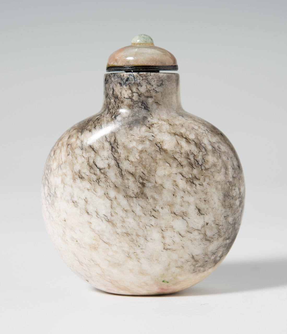 Snuff bottle with stopper and stand