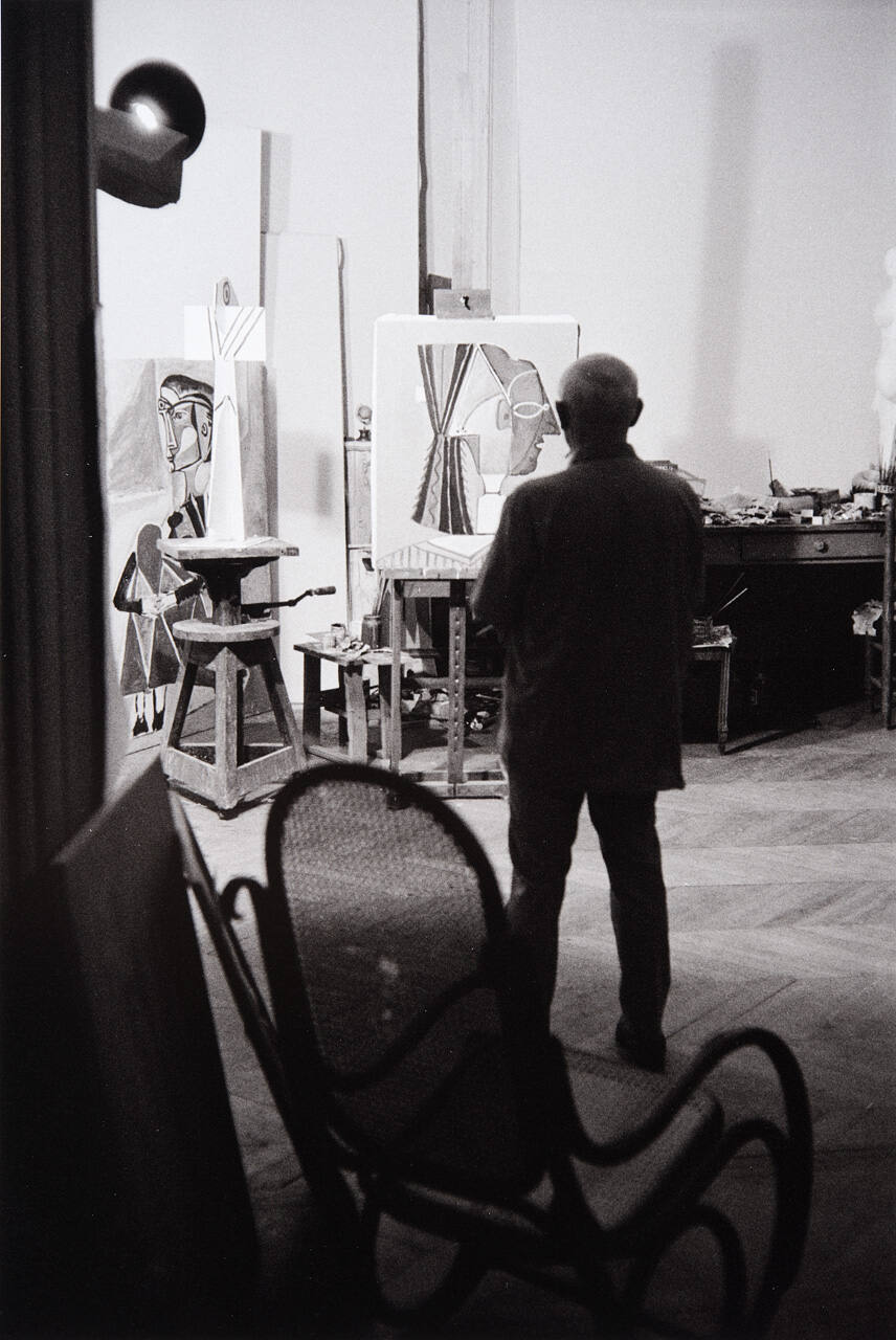 Picasso regarding portrait of Jacqueline