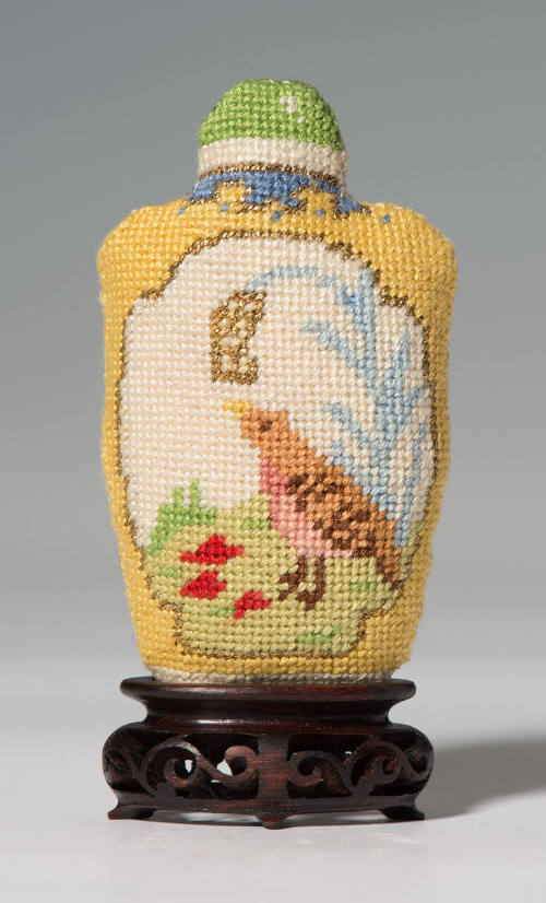 Bottle-shaped pillow