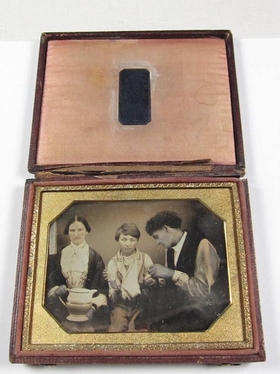 Portrait of G. Porter, Y.C. Porter, and C.M. Marsh