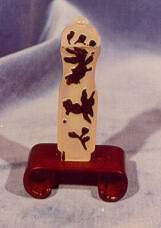 Snuff bottle