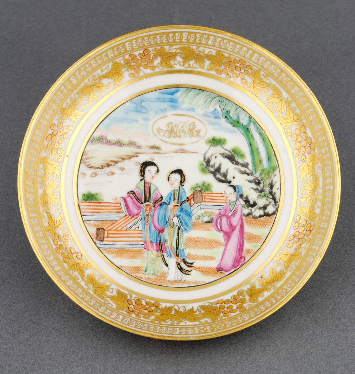 Saucer