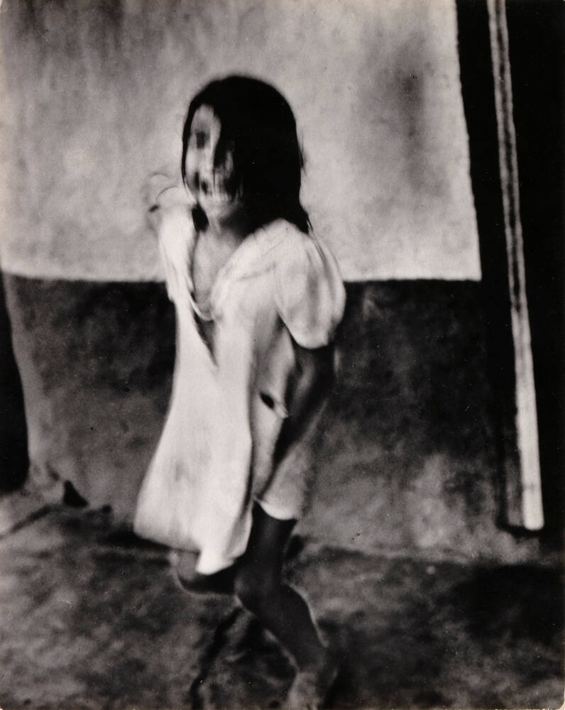 Jumping girl, Aguadulce, Panama