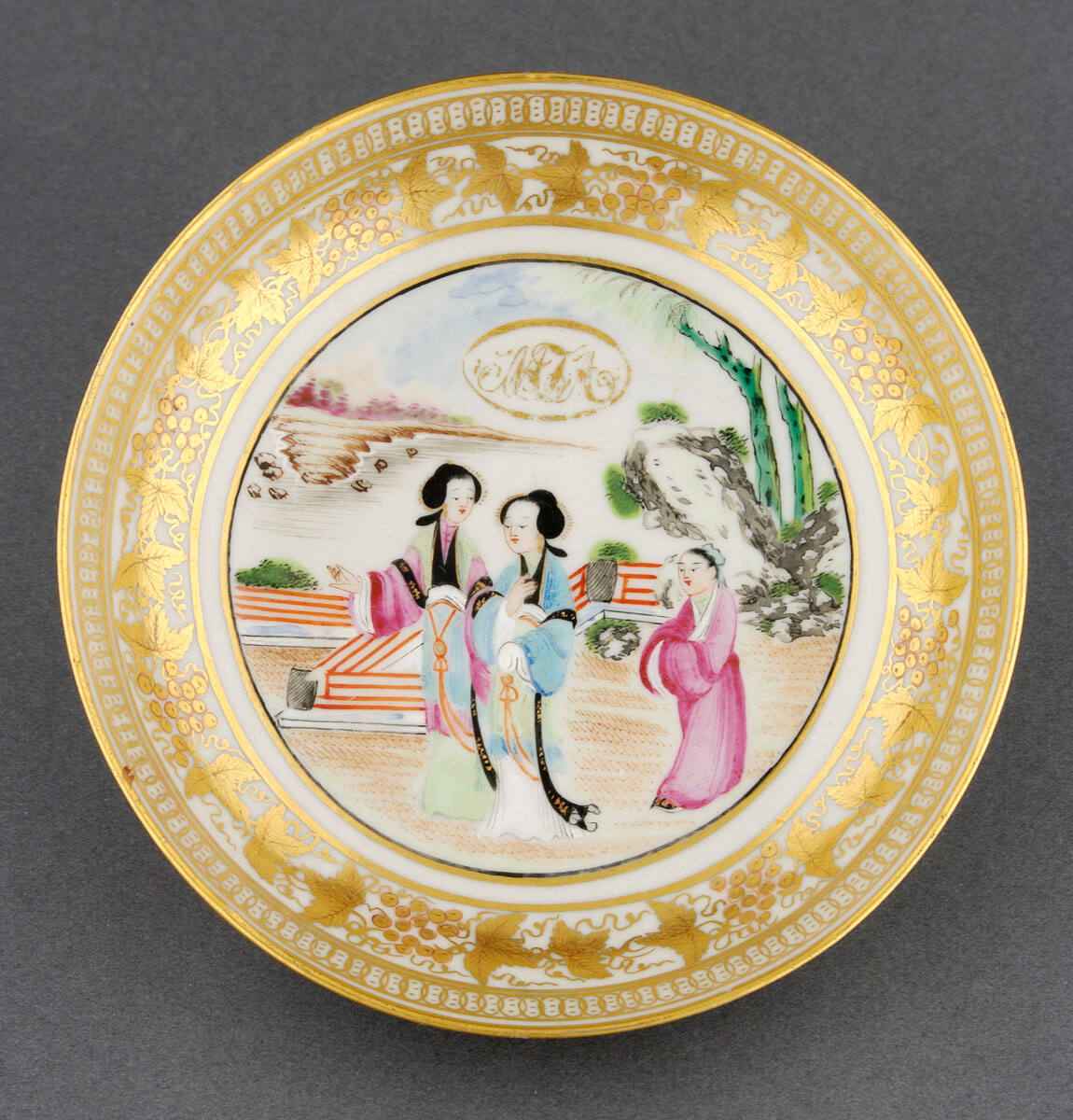 Saucer