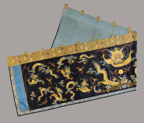 Horizontal Hanging
