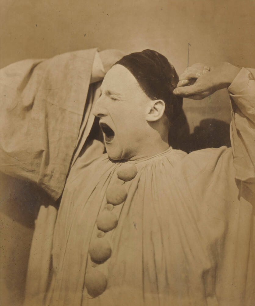 Pierrot yawning