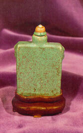 Snuff bottle with stopper and stand
