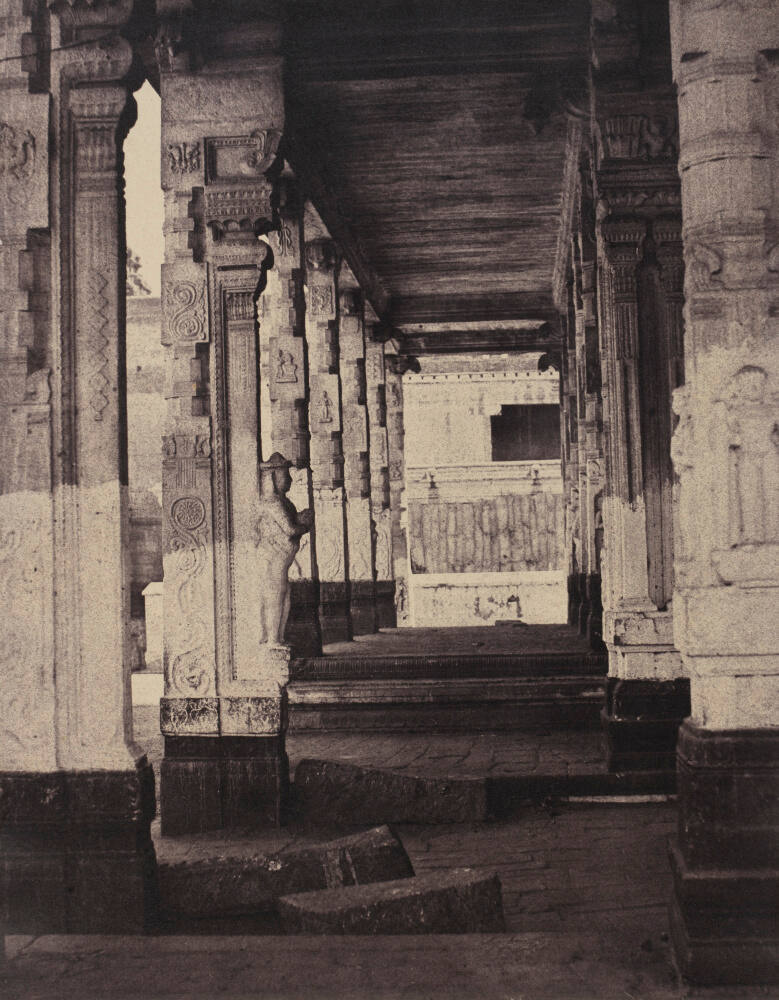 Madura. The Great Pagoda, Interior view of part of Muroothappa Sarvacar Munduppum