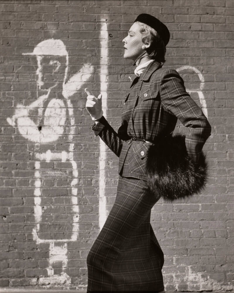 Kathy Dennis on Third Avenue, New York City