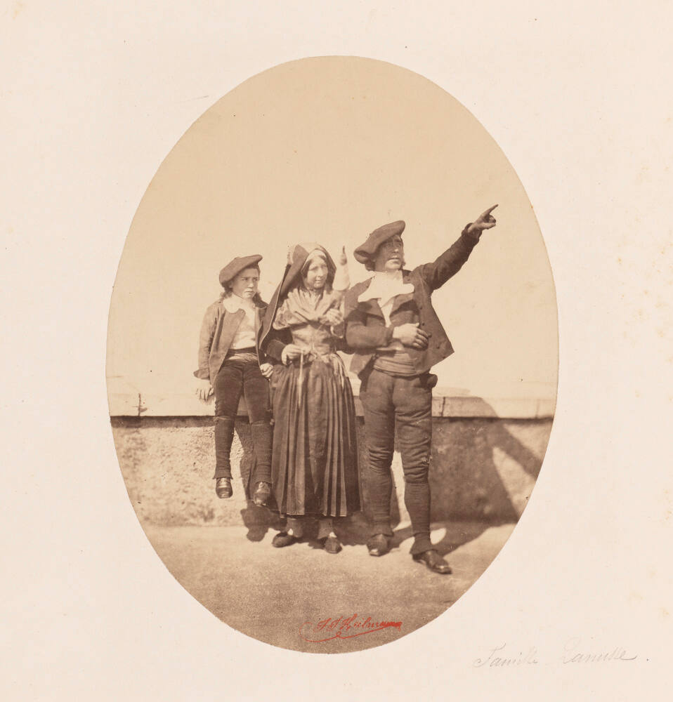 The Guide Lanusse and His Family
