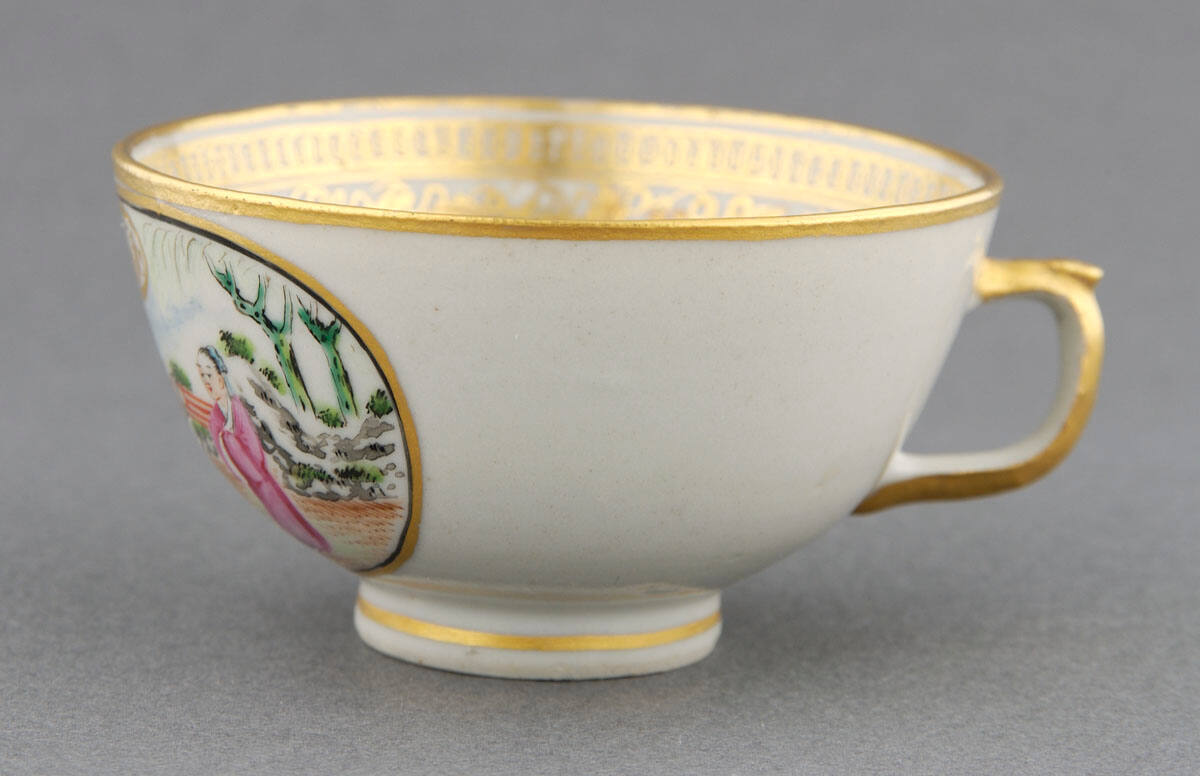 Handled cup