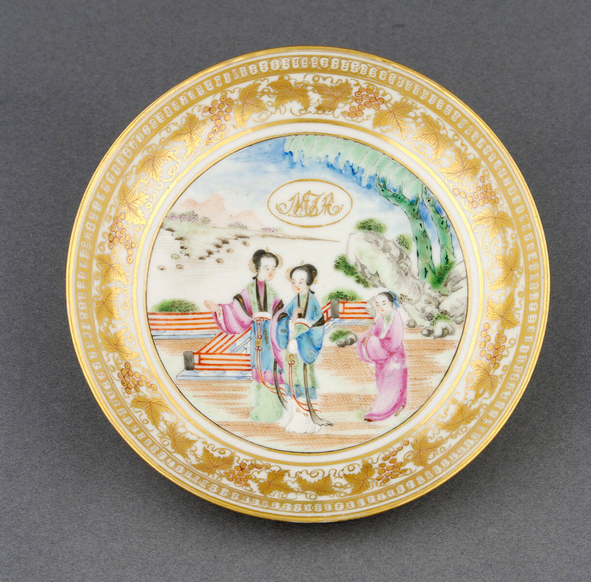 Saucer