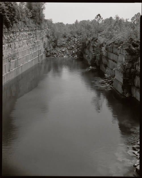 Empire State Building Quarry, Oolitic