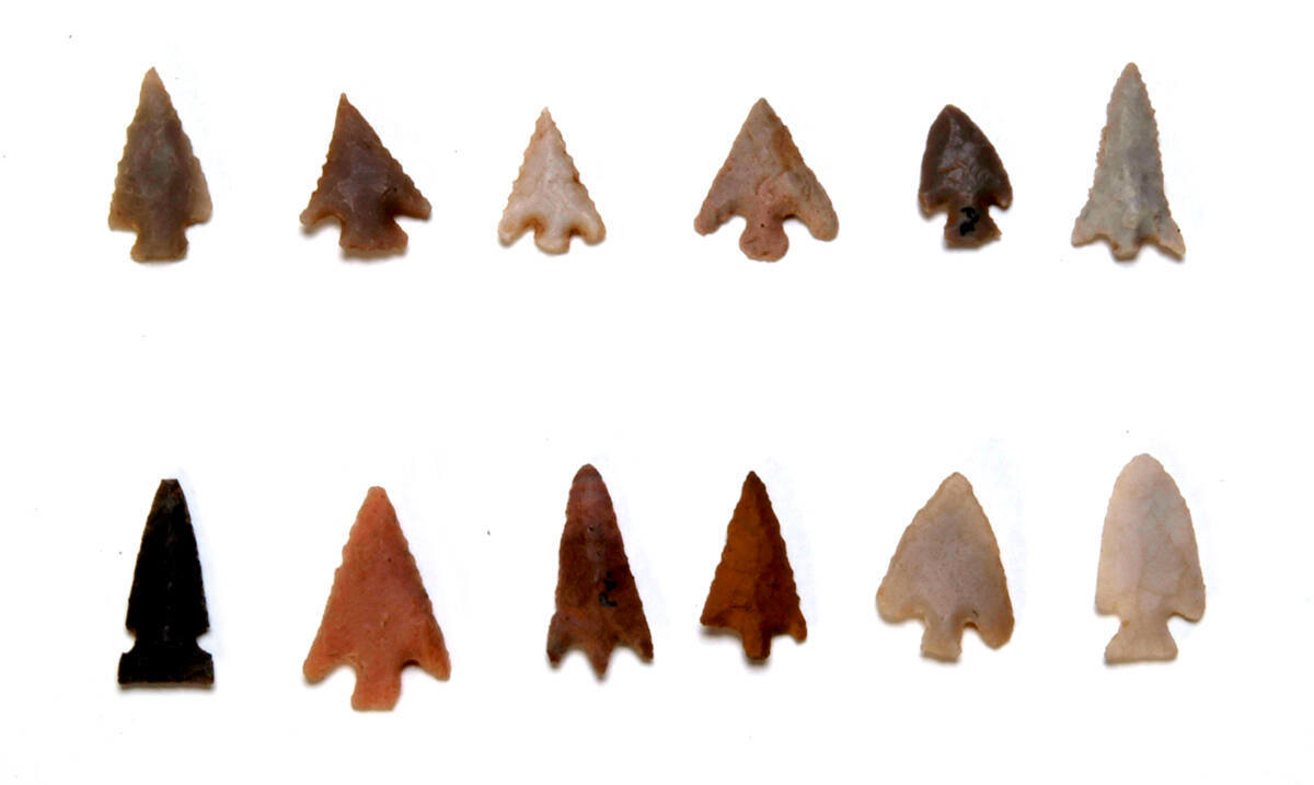 Set of 12 small points