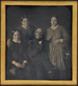 image recto overall with frame