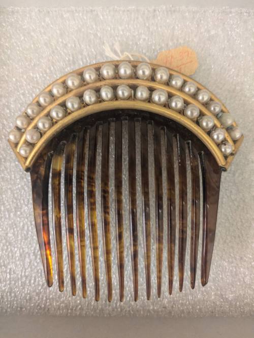 Back Comb