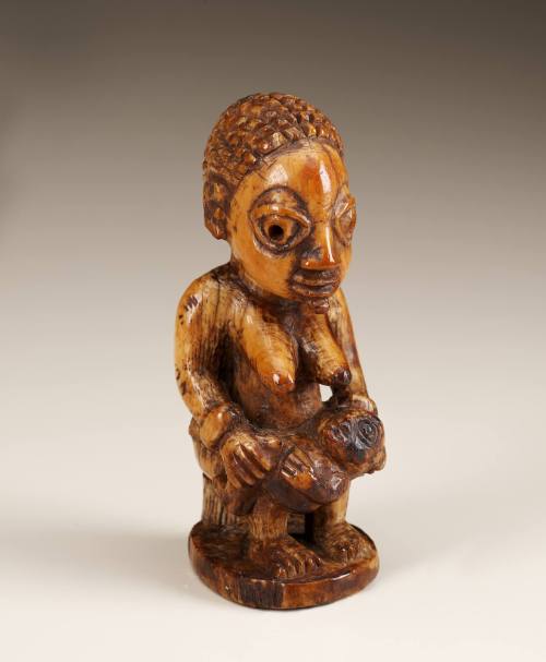 Maternity figure