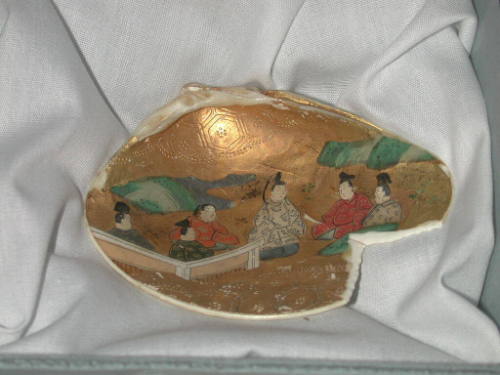 Clam Shells Decorated with Scenes of a Tale