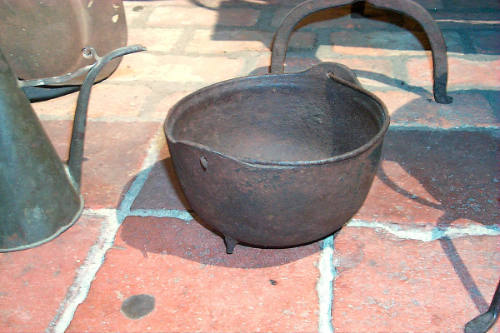 Crane Kettle