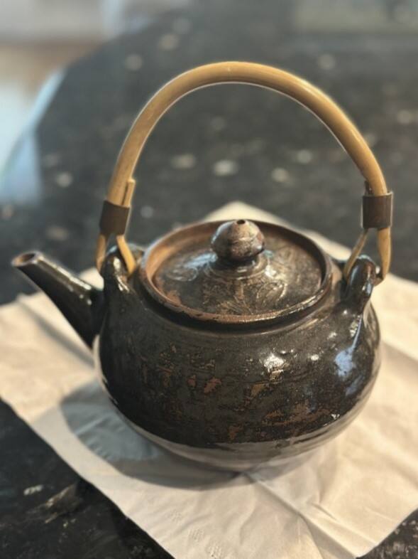 Tea Pot with Lid