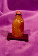 Snuff bottle with stopper and stand
