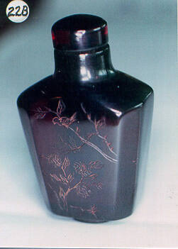 Snuff bottle and stopper