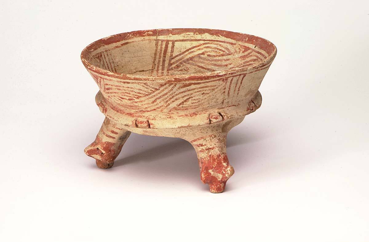 Tripod Bowl