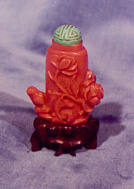 Snuff bottle with stopper and stand